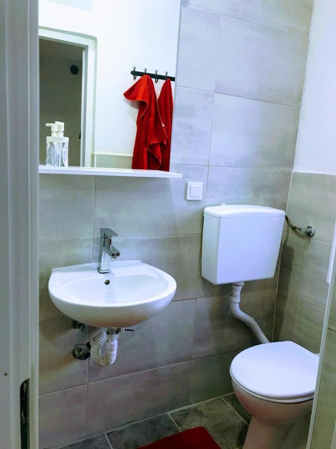 Pula Center Arena Belvedere Apartments And Rooms 外观 照片