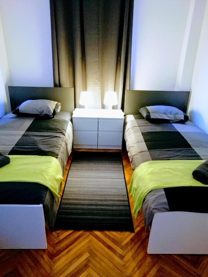 Pula Center Arena Belvedere Apartments And Rooms 外观 照片