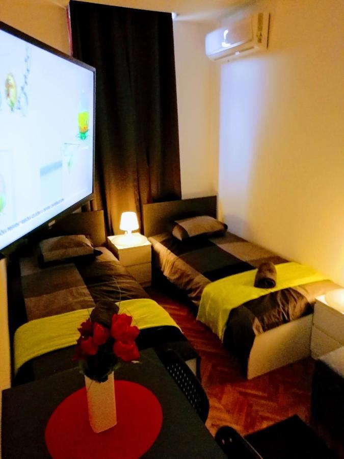 Pula Center Arena Belvedere Apartments And Rooms 外观 照片