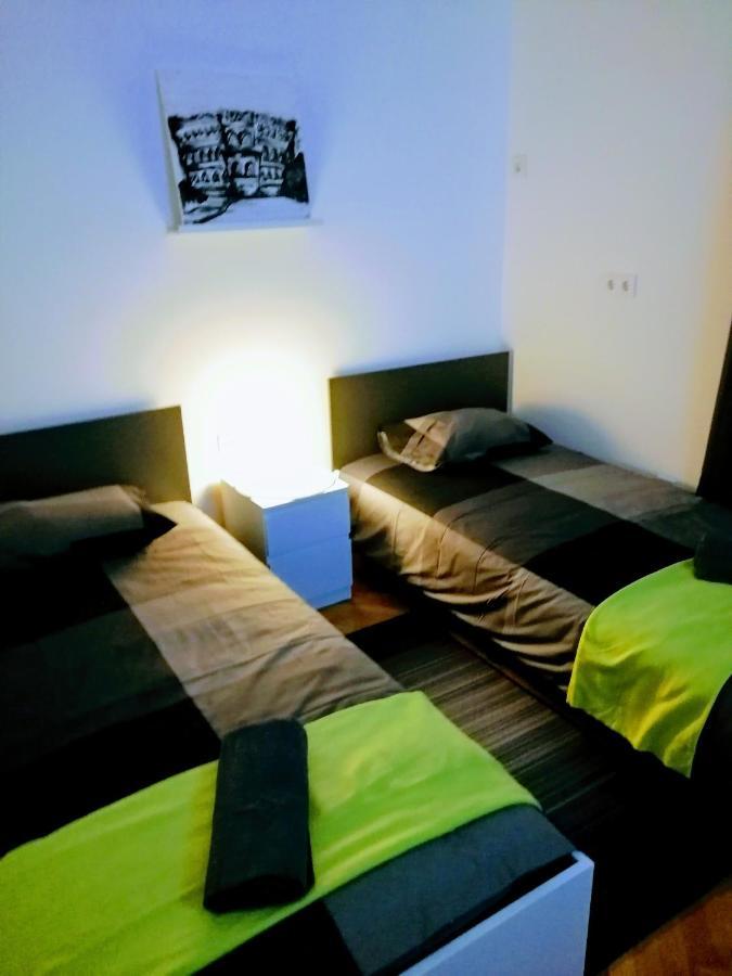 Pula Center Arena Belvedere Apartments And Rooms 外观 照片