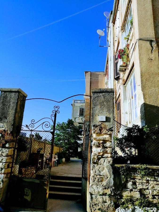 Pula Center Arena Belvedere Apartments And Rooms 外观 照片